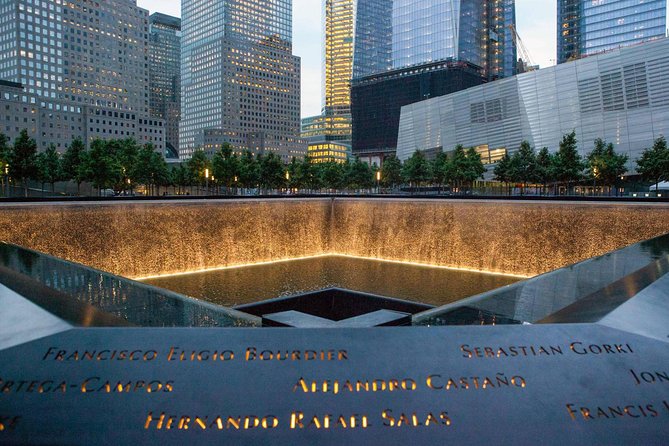 911 Ground Zero Tour & Museum Preferred Access - Meeting at 20 Dey St and Ending Inside the Memorial