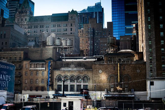 Big Bus NYC: Hop-On Hop-Off Sightseeing Tour by Open-top Bus - Onboard Comfort: Open-Top Views and Real-World Timing