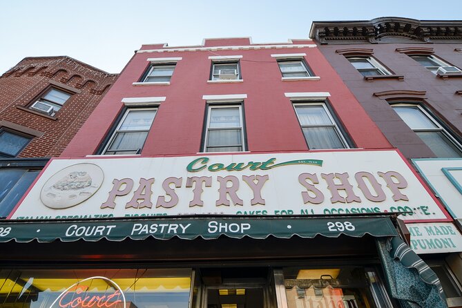 Brooklyn Bridge & DUMBO Food Tour: Local Eats & Landmarks - Price and value: $69.90 for landmarks plus bites