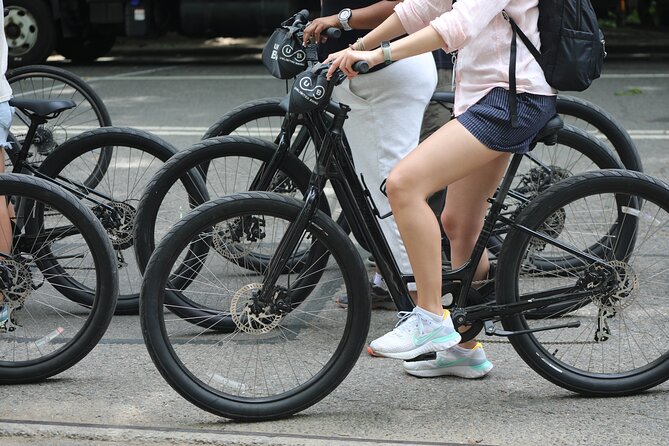 Central Park Bike Rental New York City - Bike rules and traffic reality: how to stay comfortable