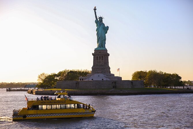 Circle Line: New York City Statue of Liberty Super Express Cruise - Onboard Comfort: Wi-Fi, Restroom, and Staying Warm Enough to Enjoy It