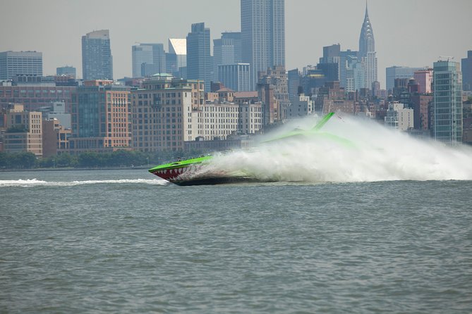 Circle Line: NYC BEAST Speedboat Ride - Boarding timing: show up early and plan for the chaos-to-fun transition