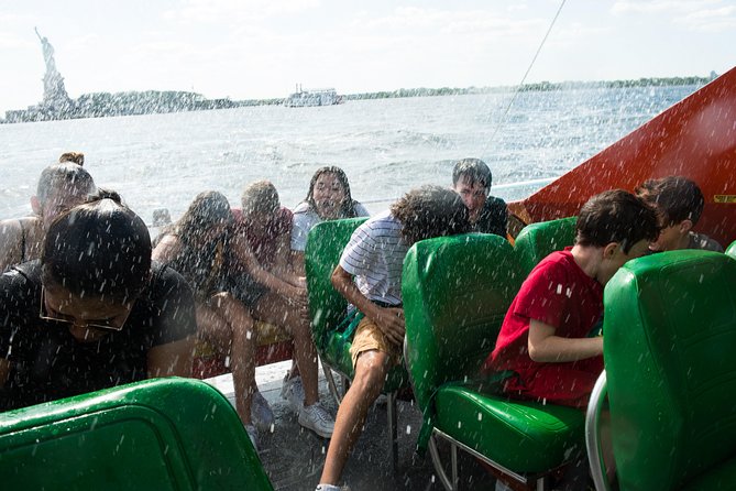 Circle Line: NYC BEAST Speedboat Ride - The 30-minute harbor route: Midtown and Lower Manhattan at speed