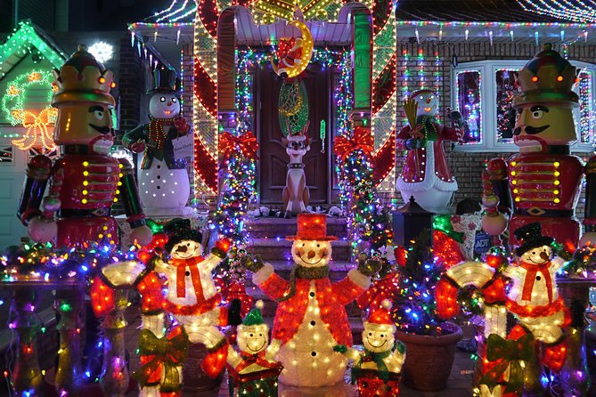 Dyker Heights Brooklyn Christmas Lights Tour - Why Dyker Heights is more than Christmas lights