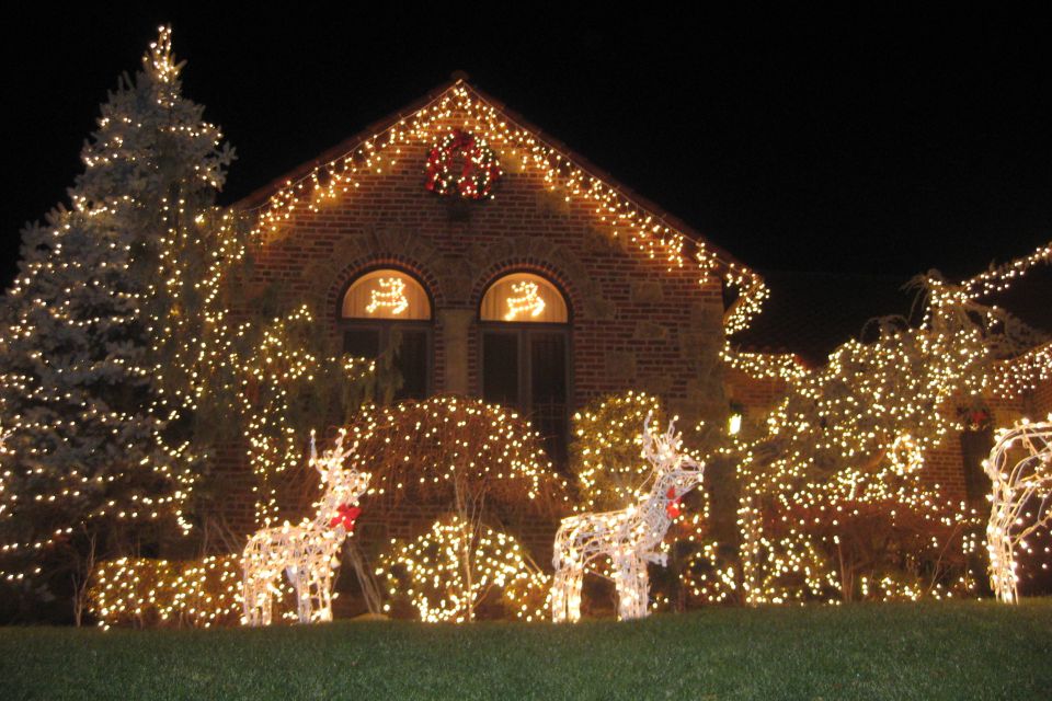 From Manhattan: 4-Hour Brooklyn Christmas Magic Tour - The Dyker Heights Factor: Why This Tour Hits Hard in December