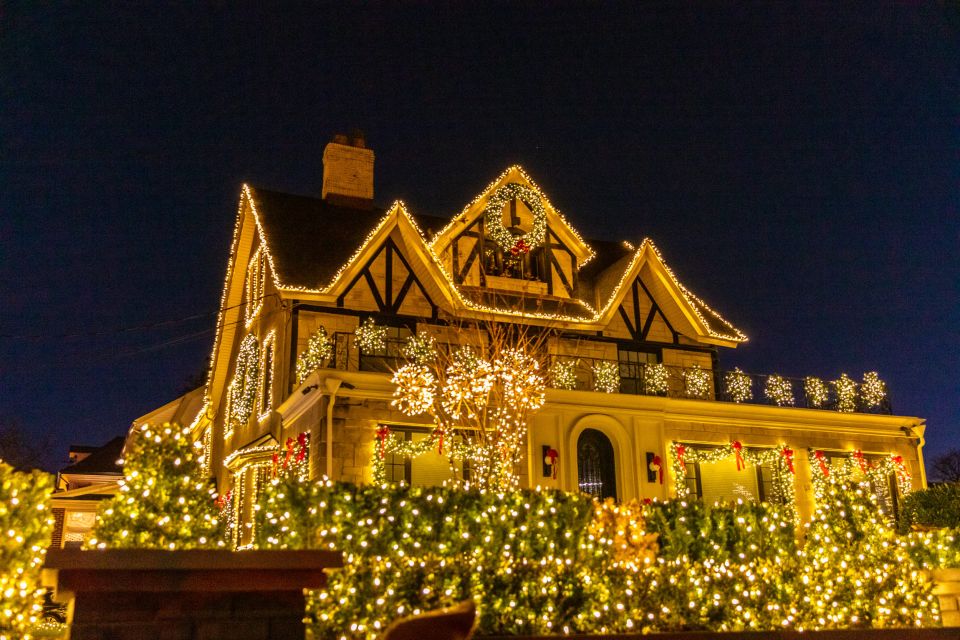 From Manhattan: 4-Hour Dyker Heights Holiday Lights Bus Tour - The meet-up at 566 10th Ave: quick, clear, and easy to miss