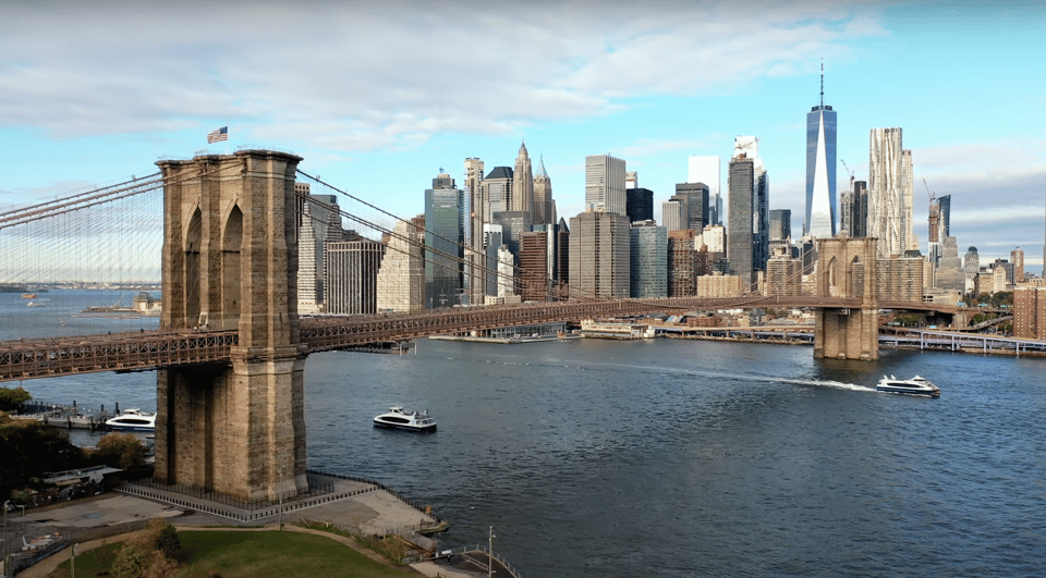 From Manhattan: 5-Hour Bronx, Queens, and Brooklyn Bus Tour - Brooklyn: Jewish quarter to Dumbo, with real skyline payoff
