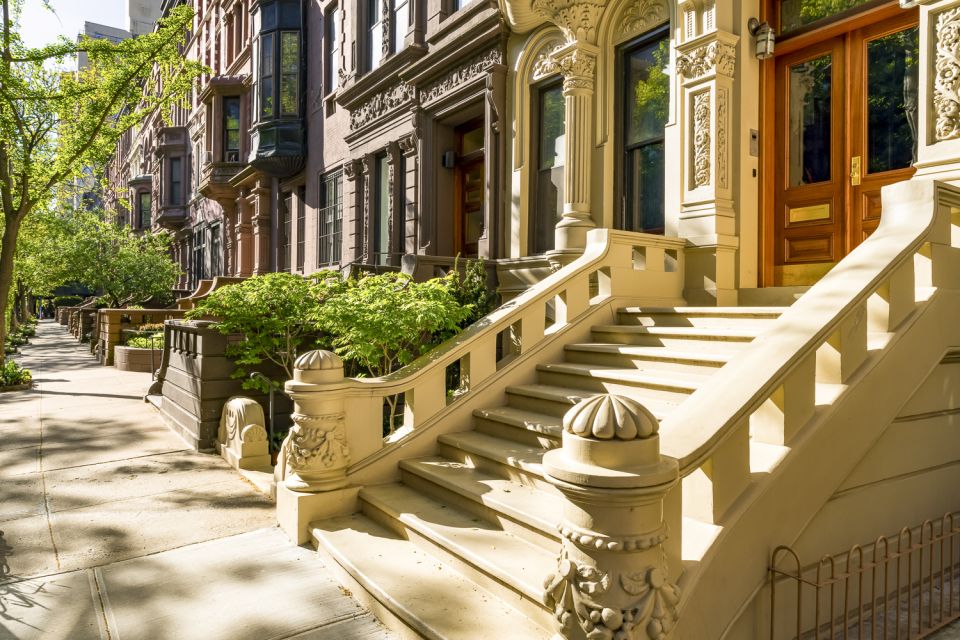 From Manhattan: Bronx, Queens and Brooklyn Half-Day Tour - The guide and driver effect: why this works better than DIY