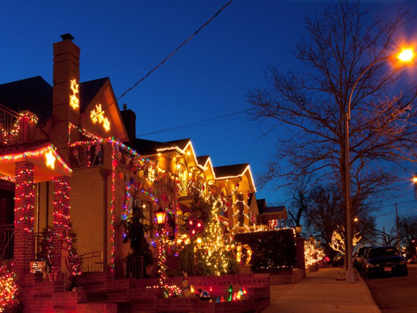 From Manhattan: Dyker Heights Lights & Skyline Tour - Bay Ridge: The Warm-Up Photo Stop Before Dyker Heights