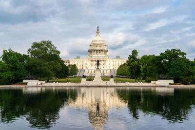 From New York City: Washington and Philadelphia 1-Day Tour - The motor coach ride: comfort, charging, and staying sane