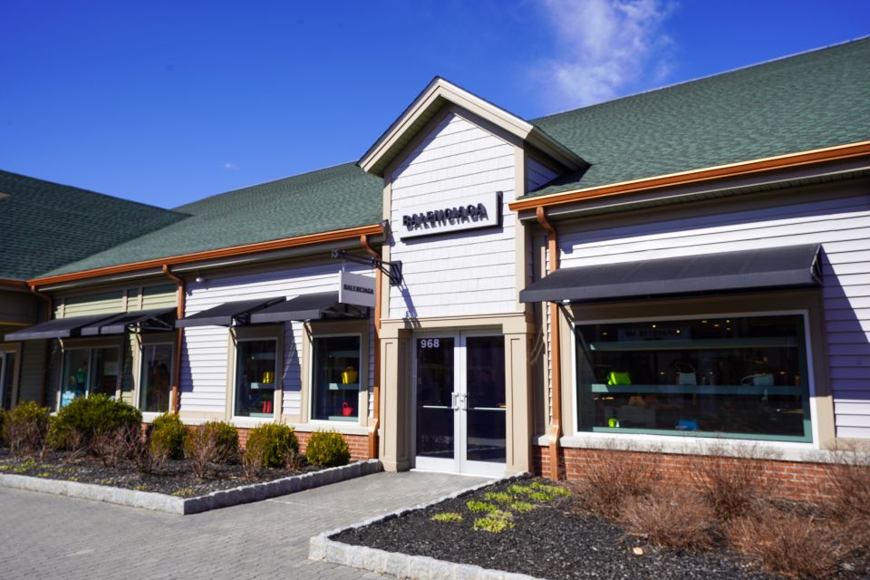 From NYC: Woodbury Common Premium Outlets Shopping Tour - Return Time Reality: How to Avoid Getting Stuck Waiting on the Bus