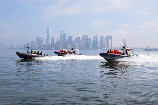 Manhattan Adventure Sightseeing Boat Tour - from Chelsea Piers - Weather and what to pack for a harbor hour