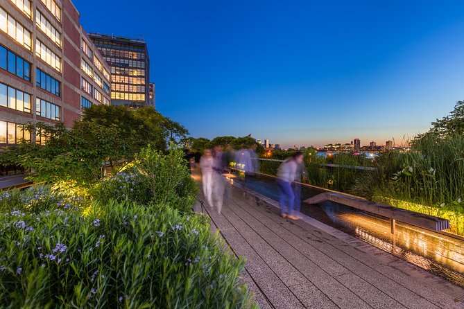 Manhattan Neighborhood Private Customized Walking Tour - Should You Book This Manhattan Private Walking Tour?