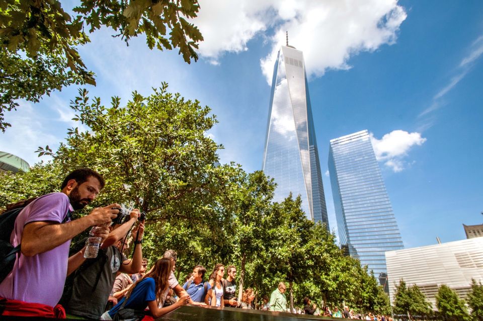 New York City: Bus Tour from Manhattan - West Highway and Herald Square: Lower Manhattan’s Big Picture