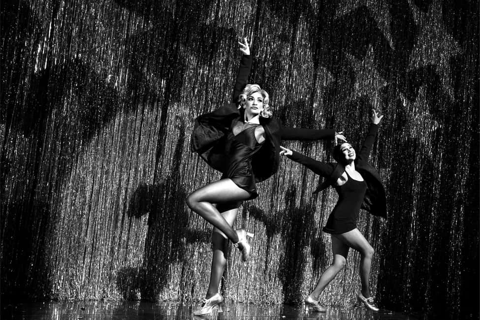 New York City: Chicago Broadway Tickets - Before you go and during the show: practical tips that matter