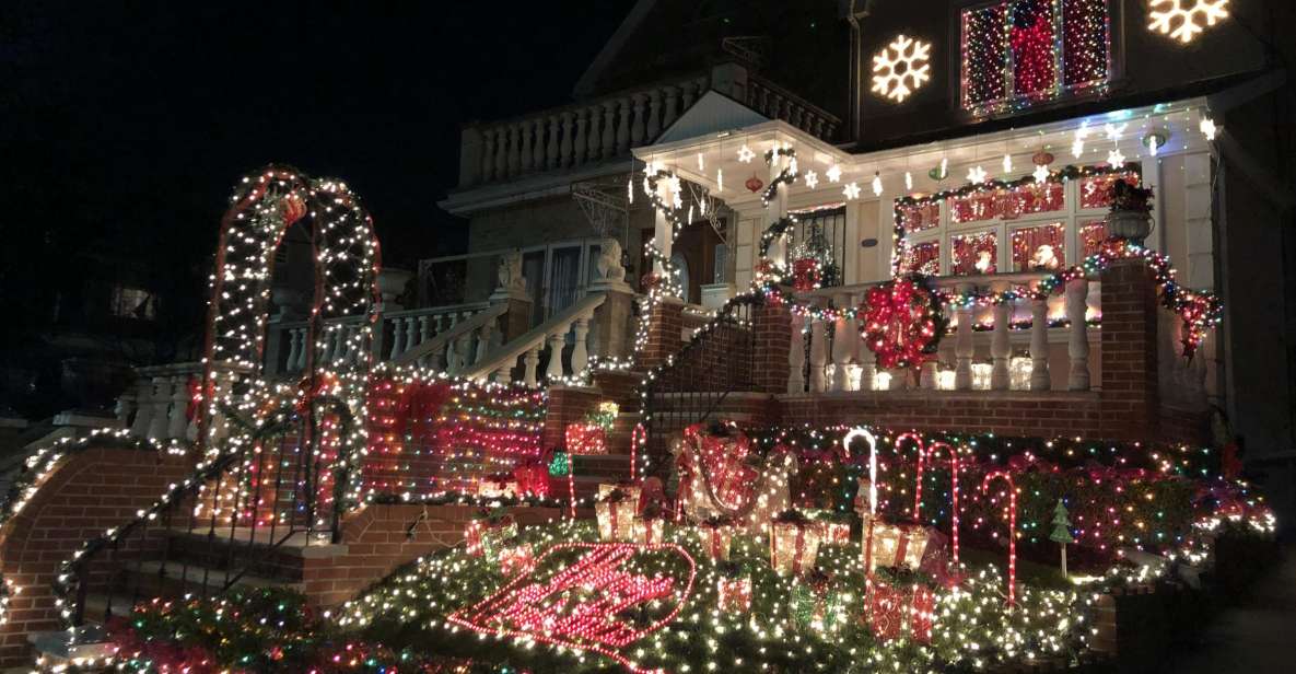 New York City: Dyker Heights Christmas Lights Tour - Brooklyn’s transition: arriving ready for the Dyker Heights walk