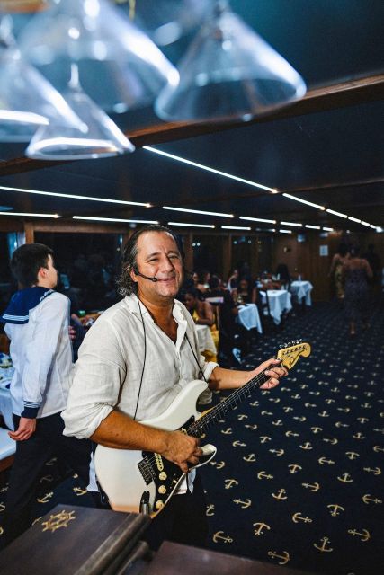 New York City: Gourmet Dinner Cruise with Live Music - Louisa of the Seas: a stylish night on the Hudson