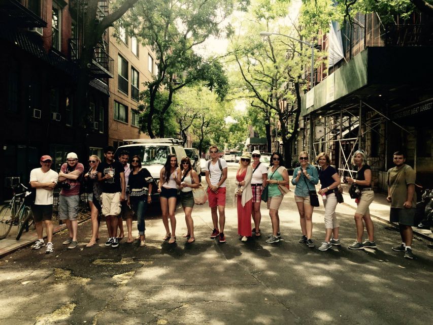 New York City: Greenwich Village Guided Walking Tour - Jones Street and Dylan Pop-Pictures: When Album Covers Become Wayfinding