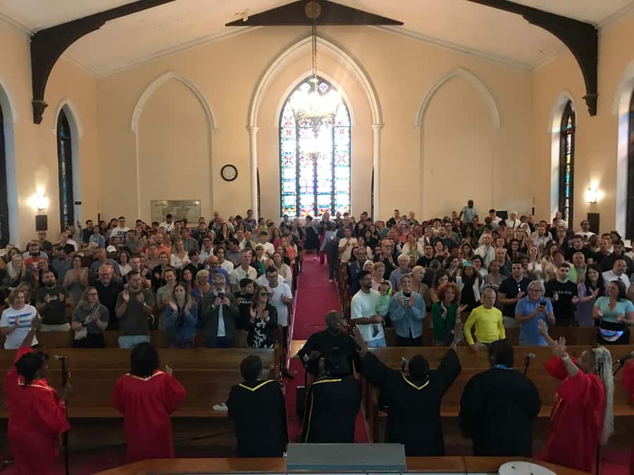 New York City: Harlem Gospel Live Music Concert - The Choir Moment: Clapping, Singing, and Feeling Included