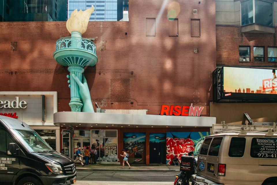New York City: RiseNY Experience Ticket - How the flow feels: movie to galleries to the ride