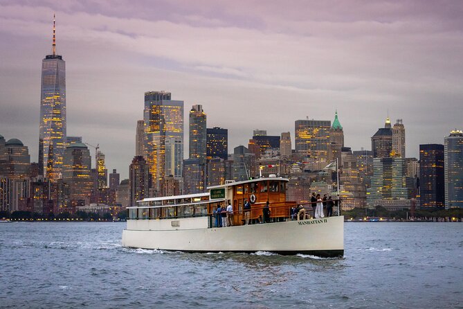 New York City Sunset Cruise on a Yacht - Chelsea Piers Pier 62: easy check-in, assigned tables, and what to expect on arrival