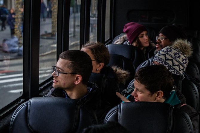 New York in One Day Guided Sightseeing Tour - Meeting at 770 7th Ave and how the day actually moves
