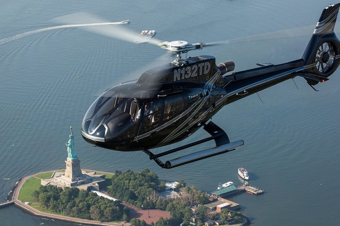 NY Helicopter Tour: Manhattan & Brooklyn (Heliport Fees Incl.) - Your 25–30 minute aerial route over Brooklyn and Manhattan