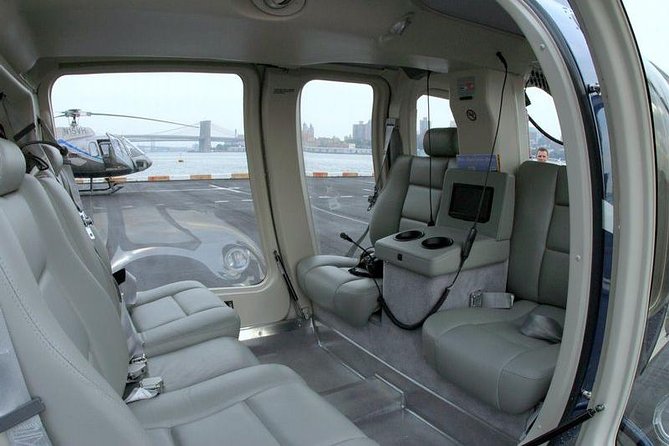 NY Helicopter Tour: Manhattan Highlights (Heliport fees Incl.) - In the Air: Comfort, Windows, and the Real Feel of the Ride