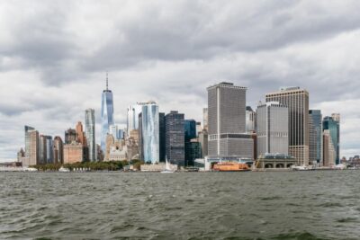 NYC: Around Manhattan Official NYC Architecture Cruise - How the cruise route works: circumnavigate Manhattan, under every bridge