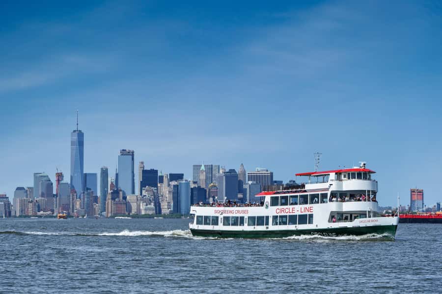 NYC: Circle Line 1-Hr Statue of Liberty Skip-The-Line Cruise - Photo Tips: Getting That Close-Enough Statue Shot