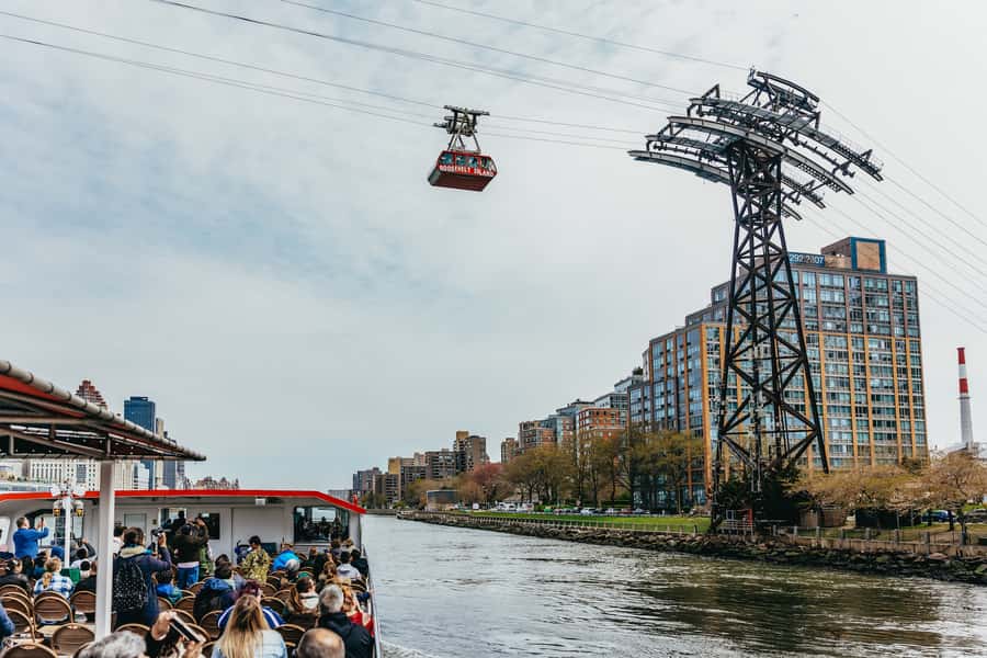 NYC: Circle Line 2.5 Hour Best of NYC Boat Cruise - Harlem and Gracie Mansion: When the Cruise Feels Less Like a Ride and More Like a Story