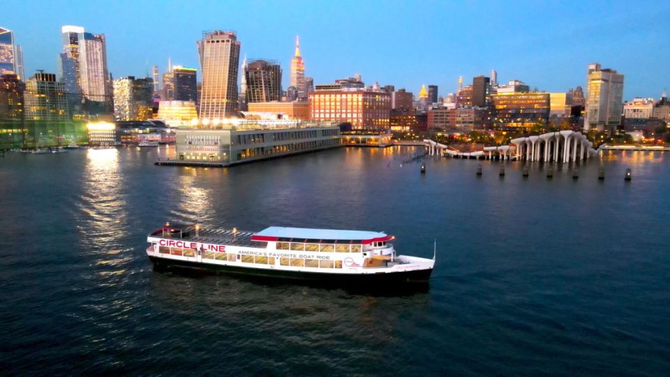 NYC: Circle Line 2h Harbor Lights Cruise Skip-The-Box-Office - Drinks, Wi‑Fi, and the Real Comfort Trade-Offs