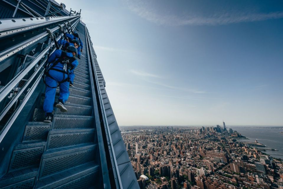 NYC: City Climb Skyscraping Experience Ticket - Getting set up at the Edge base camp (and why it calms you)