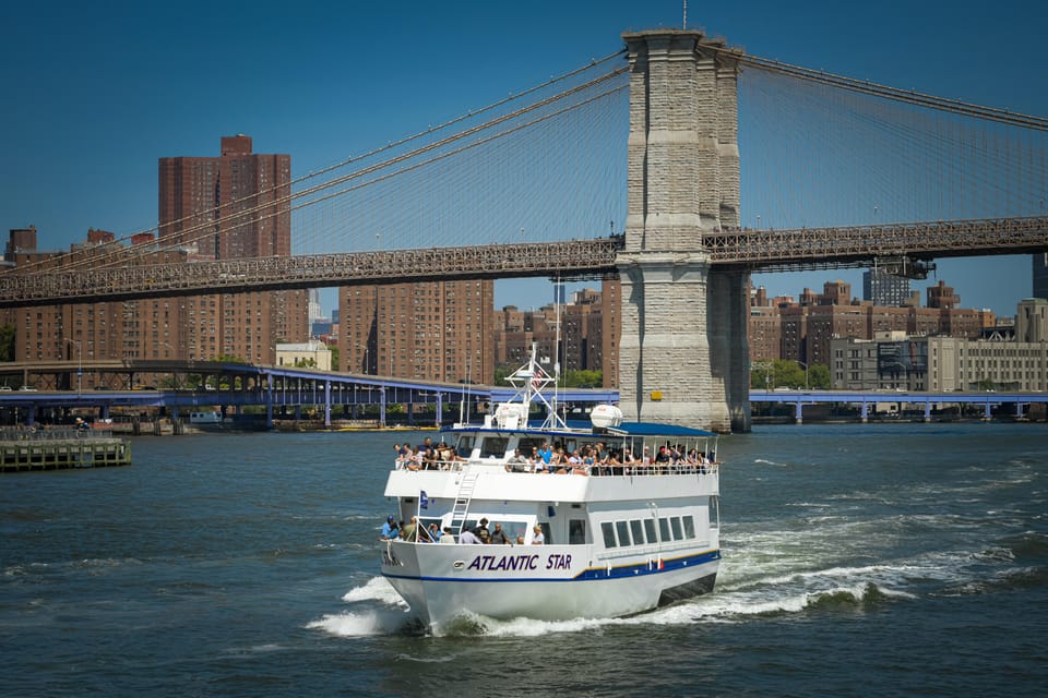 NYC: Downtown and Statue of Liberty Sightseeing Cruise - Guides Matter: When the Stories Make the City Feel Smaller