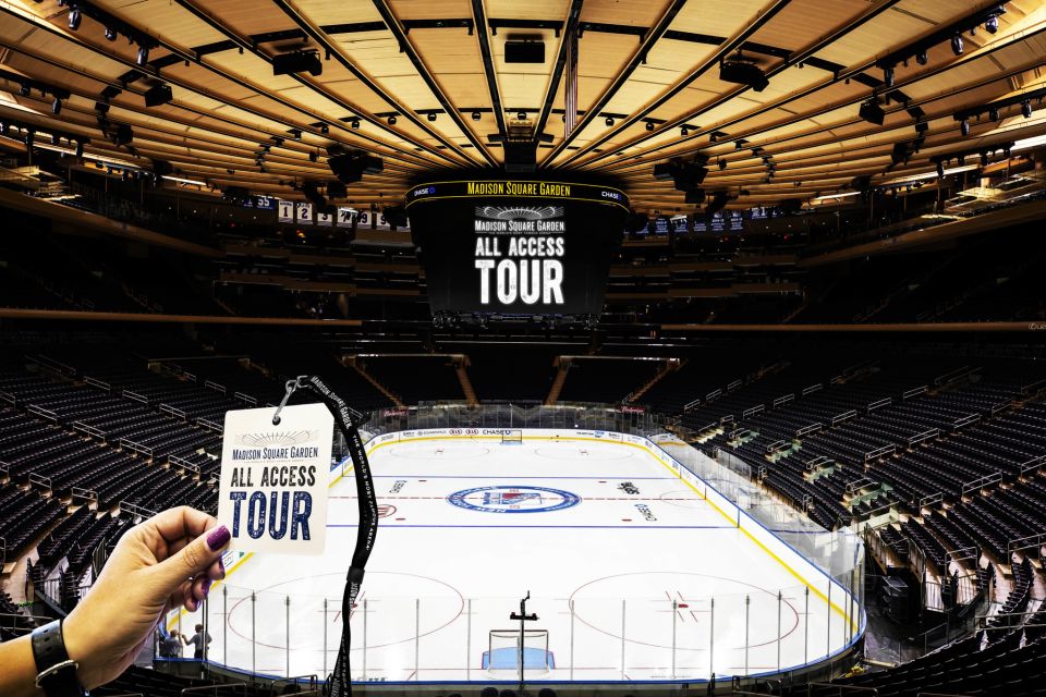NYC: Madison Square Garden Tour Experience - The Chase Bridge and the Concave Ceiling View