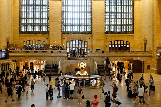 NYC: Official Grand Central Terminal Tour - Campbell Apartment: a speakeasy-style pause in the Roaring 20s