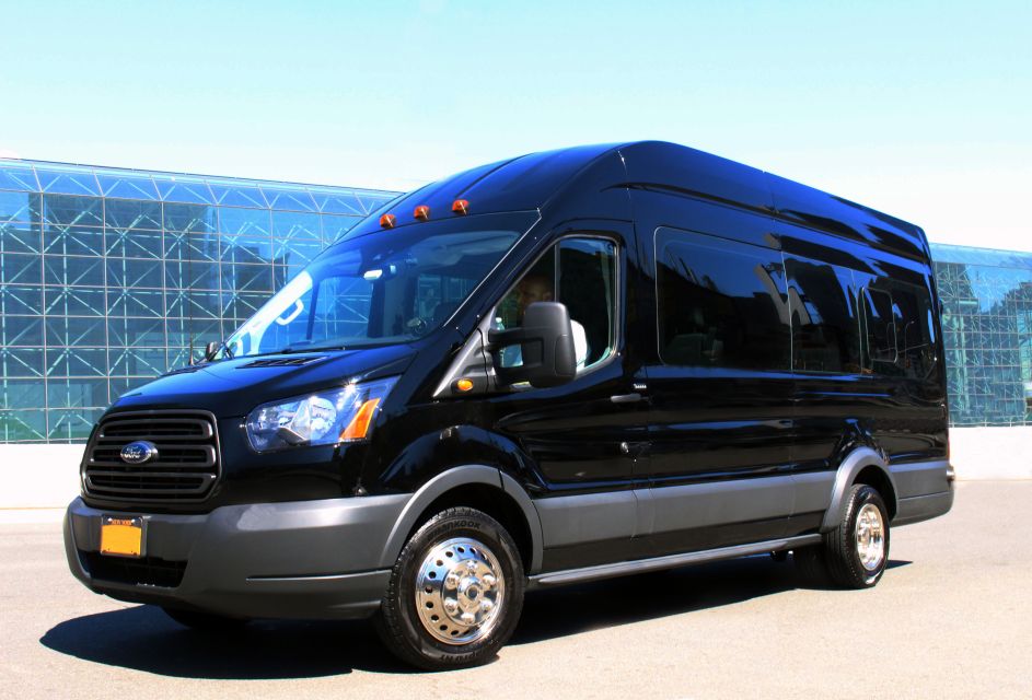 NYC: One-Way Transfer to/from JFK Airport and Manhattan - Door-to-Door Transfer Setup That Saves Your Energy