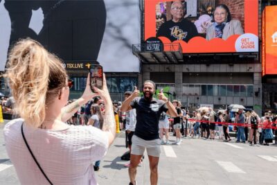 NYC: See Yourself on a Times Square Billboard for 24 Hours - Finding the Billboard at 1560 Broadway (and Not Losing Time)