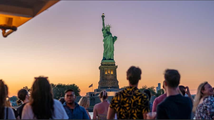 NYC: Statue of Liberty Sunset Cruise Skip-the-Line Ticket - What You See on the Cruise: Brooklyn Bridge, One World Trade Center, and More