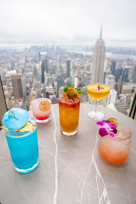 NYC: SUMMIT One Vanderbilt Experience Ticket - Air at Night: LED Light Show, Music, and a Bar Stop