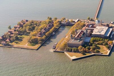 Private Statue of Liberty and Ellis Island Tour - Battery Park Check-In: Starting at Castle Clinton