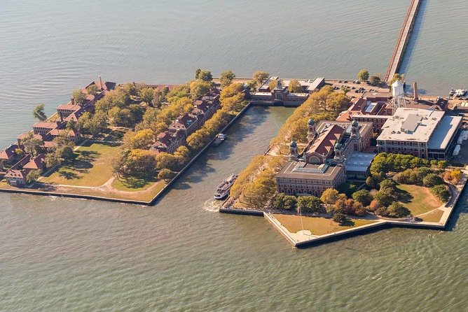 Private Statue of Liberty and Ellis Island Tour - Battery Park Check-In: Starting at Castle Clinton