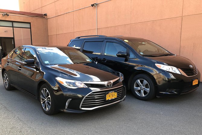 Private Transfer from Manhattan to NYC Airports (JFK/EWR/LGA) - Communication and driver behavior: how to stay in control