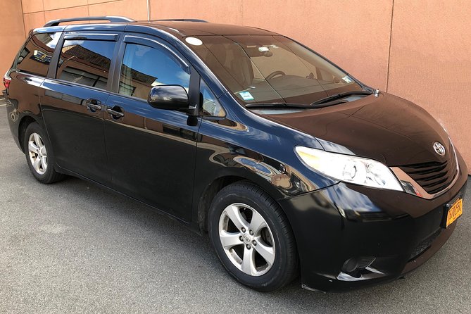 Private Transfer from Manhattan to NYC Airports (JFK/EWR/LGA) - Who this transfer suits best (and who should consider alternatives)