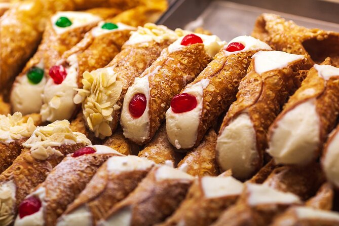 SoHo, Little Italy, and Chinatown NYC Guided Walking Tour - Little Italy on Mulberry Street Plus a Cannoli Break at Cannoli King