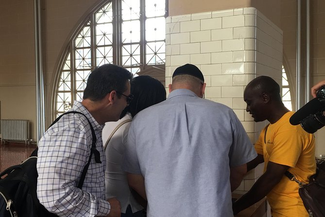 Statue of Liberty, Ellis Island, and 9/11 Memorial Guided Tour - Meeting at 24 State St and the Ferry Security Reality Check