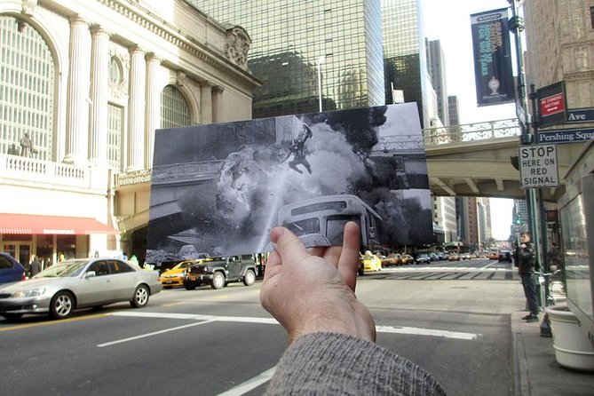 Superheroes in New York Walking Tour - Meeting at the UN: the 3:30 pm start is part of the plan