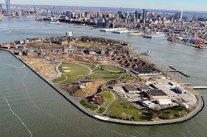 The Big Apple Helicopter Tour of New York City - 17–20 Minutes Over the Hudson: The Route That Makes You Feel Oriented