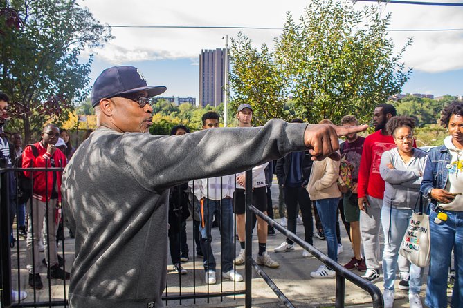 The Birthplace of Hip Hop Harlem and The Bronx - Food reality check: lunch on your own (and cash-only vendors)
