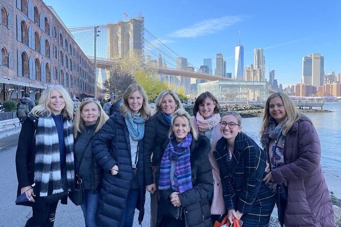Top Rated Brooklyn Half-Day Food, History & Culture Tour via bus - DUMBO and Brooklyn Bridge Park: the Manhattan skyline moment